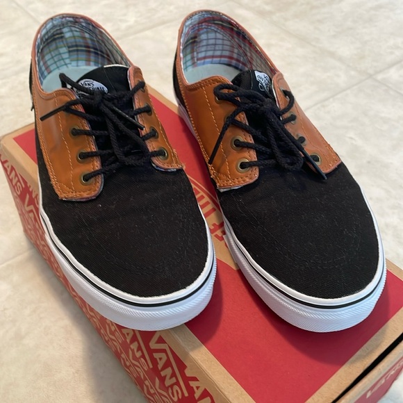 Vans Brigatta shoes men’s size 9 1/2 - Picture 2 of 10
